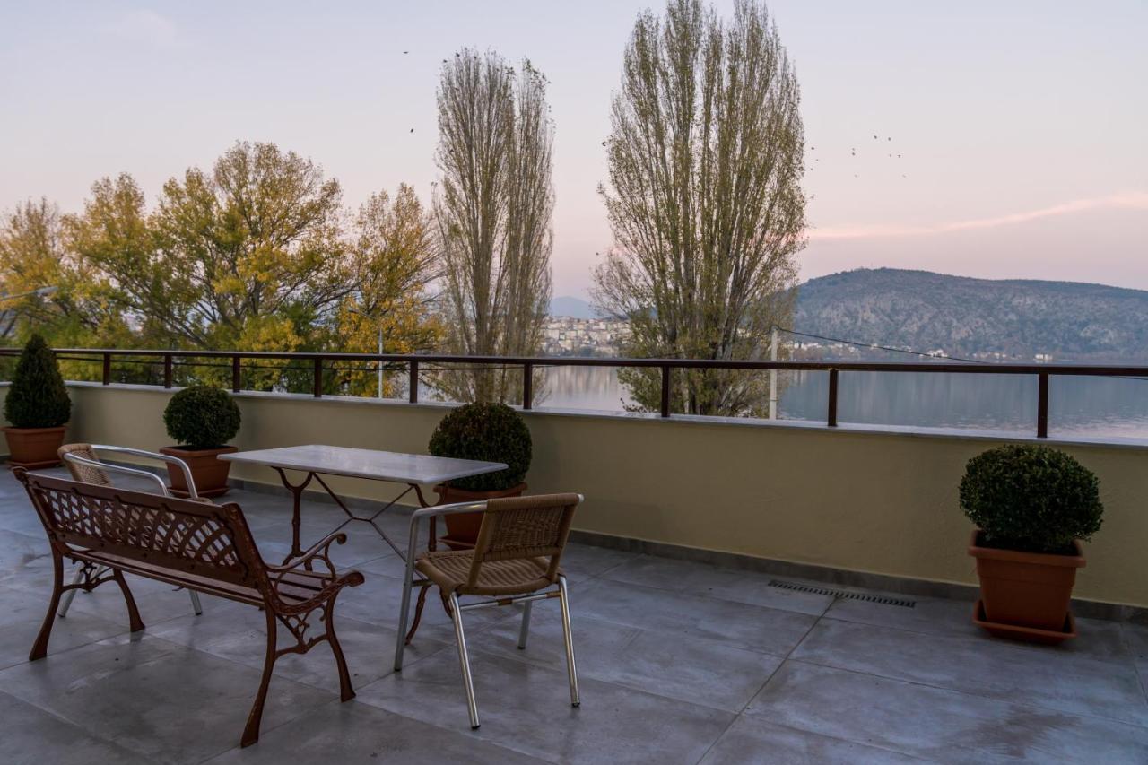 View Kastoria Apartment Luaran gambar